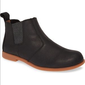 Kodiak Black Ankle Boots with Tan Sole